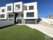 Moradia geminada T4 em Corroios de 157 m²