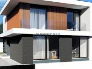 Moradia Geminada T4, com 2 suites