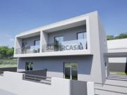 Moradia Geminada T4 em Fernão Ferro