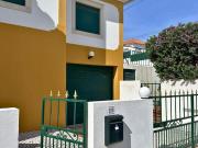 Moradia geminada T4 em Foz do Arelho de 318,4 m²