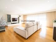 Moradia Geminada V3 Como Nova c/ Garagem Box em Canidelo