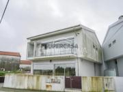 Moradia Geminada V4 c/ Piscina em Pedroso Carvalhos