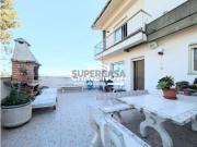 Moradia Geminada V4 em Condomínio Fechado em Pedroso