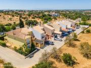 Moradia geminada V4 Vale de Parra Albufeira