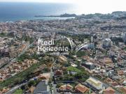 Moradia Geminada. Vista Baía Funchal. Excelente localização