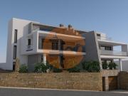 Moradia geminada T3 com piscina, sita em Santa Barbára...