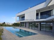 Moradia independente no Beco do Quadrante, Sesmarias,...