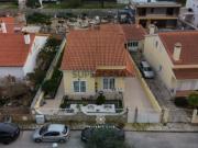 Moradia independente T3+2 no centro de Azeitão