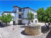 Moradia independente T4 com 368 m² em Fernão Ferro...