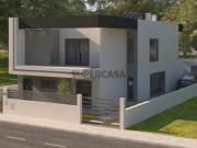 Moradia Independente T4 Sobreda Almada Piscina Lote de 420m2