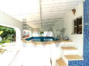 Moradia independente totalmente remodelada com piscina,...