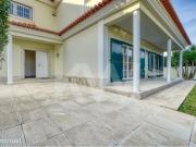 Moradia independente venda em Areia Birre com piscina