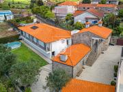 Moradia Individual T4, com acabamentos de luxo, celos