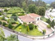 Moradia individual T4 mais anexo com 81 m2 em pedra