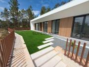 Moradia Individual, Térrea T4, em fase final de Construção