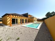 Moradia Isolada nas Galeotas 4 suites e Piscina...