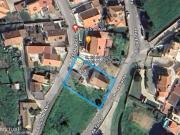 Venda de Moradia Isolada com 2 pisos para Remodelar, em...