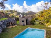 Moradia isolada com piscina e amplo em Monchique,...