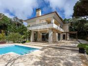 Moradia isolada com piscina, no Bairro da Martinha, Estoril