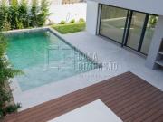 Moradia isolada de Arquitectura Moderna de tipologia T3...