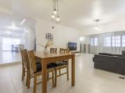 Moradia isolada de gaveto com 5 assoalhadas num lote de...