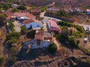 MORADIA ISOLADA EM RUÍNAS, PARA RECUPERAR COM TERRENO DE...