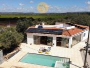 Moradia Isolada T2 com Piscina de água salgada