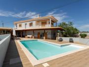 Moradia isolada T3 + 1 com piscina