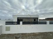 Moradia Isolada T3 com Garagem e Piscina. Azeitão