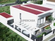 MORADIA ISOLADA T3 COM PISCINA com 195m2