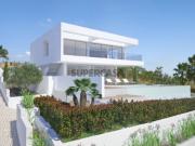 Moradia Isolada T3 com Piscina e Vista Panorâmica do Mar