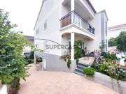 Moradia Isolada T4+2 c/ Cave e Sotão. Feijó Almada Moradia Isolada T4+2 c/ Cave e Sotão. Feijó Almada