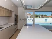 Moradia isolada T4 c/ 4 suites e piscina, Brejos de Azeitão