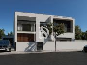 Moradia isolada T4, com piscina Bonito, Entroncamento