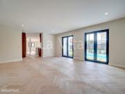 Moradia Isolada T4, com piscina e jardim no Cobre, em...