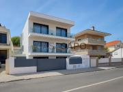 Moradia Isolada T4 para alugar em Cascais