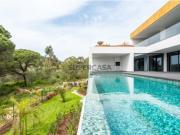 Moradia T5+1 Abuxarda