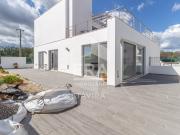 Moradia isolada T5 com jardim localizada na Quinta da...