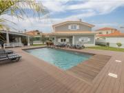 Moradia Isolada T5 com Piscina nas Galeotas