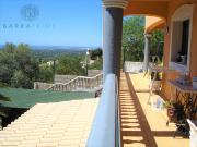 Moradia Isolada T5 com Vista Mar e Jardim em Alcaria...