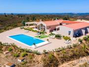 Moradia isolada T5 em Bensafrim e Barão de São João de...