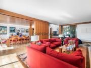 Moradia Isolada T6 com Vista Mar, Jardim e Piscina Serra...