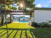 Moradia Isolada T6 em lote de 1213 m2