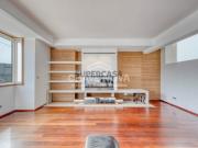 Moradia Isolada V3 c/ Jardim e Piscina em Canidelo Praias