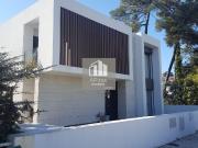 Moradia Isolada V4, 2 pisos, jardim, piscina e garagem,...