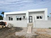 Moradia isolada v4 com piscina