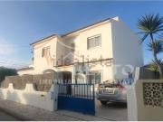 Moradia, Lagoa e Carvoeiro