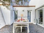 Moradia, Lagoa e Carvoeiro