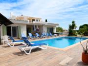 Moradia, Lagoa e Carvoeiro