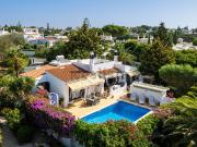 Moradia, Lagoa e Carvoeiro